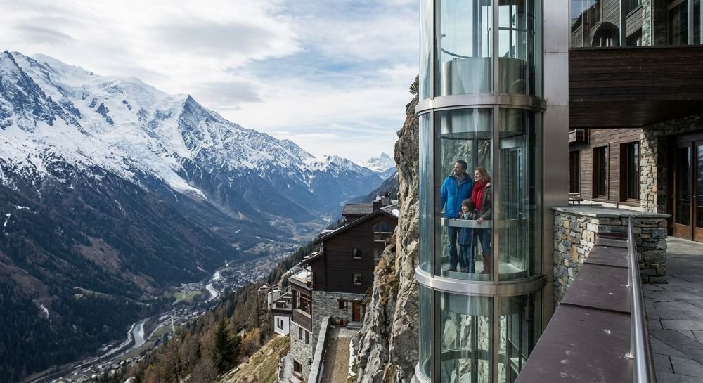 Glass Lift for a Syrian Luxury Home