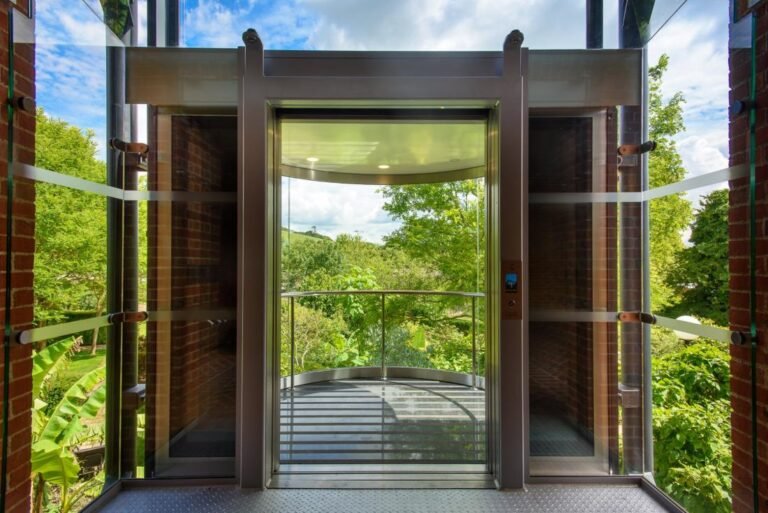 Outdoor Panoramic Elevator Design